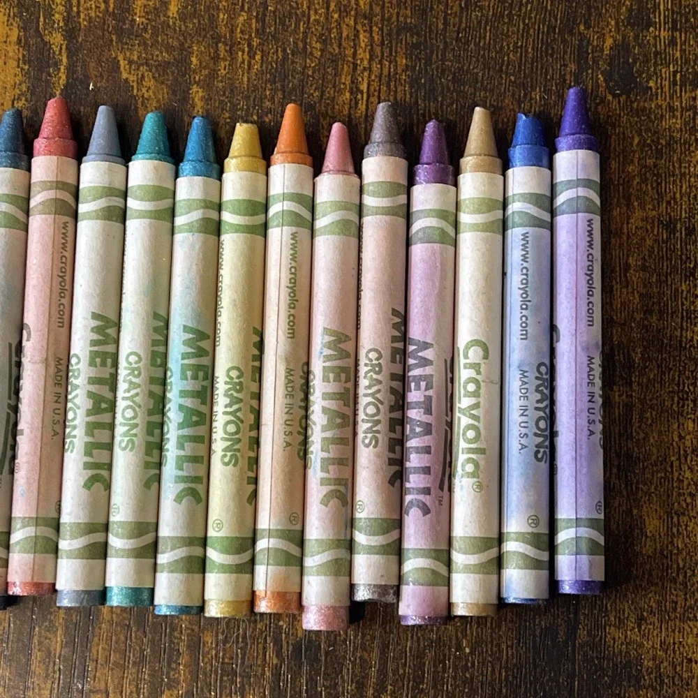 Vintage 2000 Crayola Crayons Used Original 16 Ct. Box  